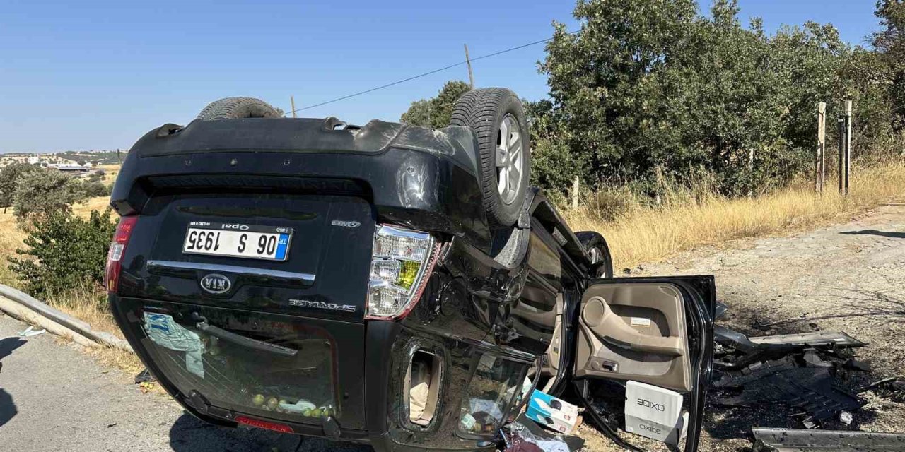 Uşak’ta takla atan otomobilin sürücüsü hayatını kaybetti