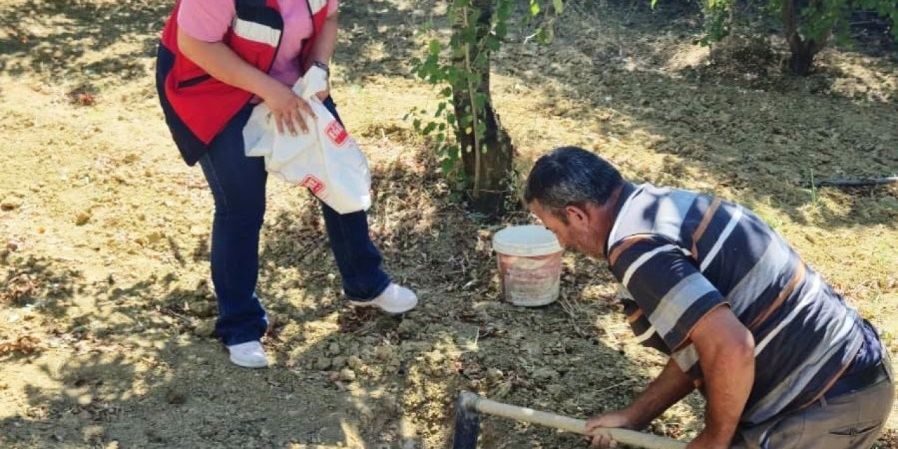 Pazarlar’da üreticilere bilinçli gübreleme desteği