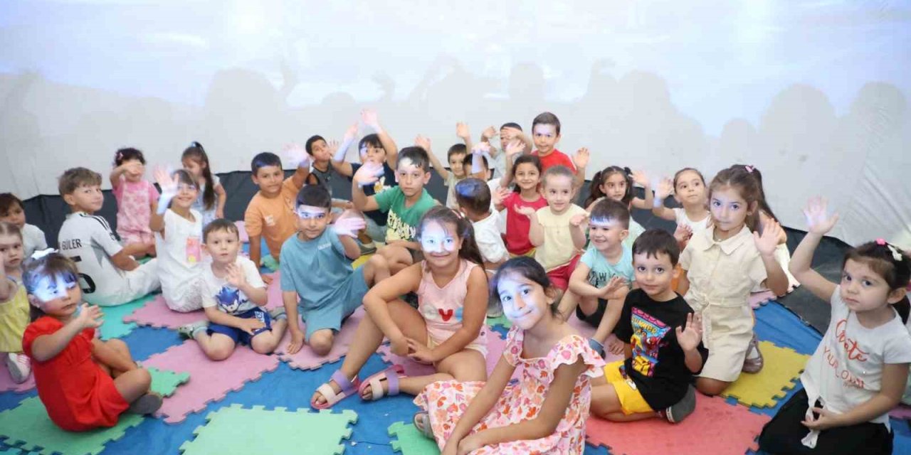 Yunusemreli çocuklar uzayın gizemini keşfetti