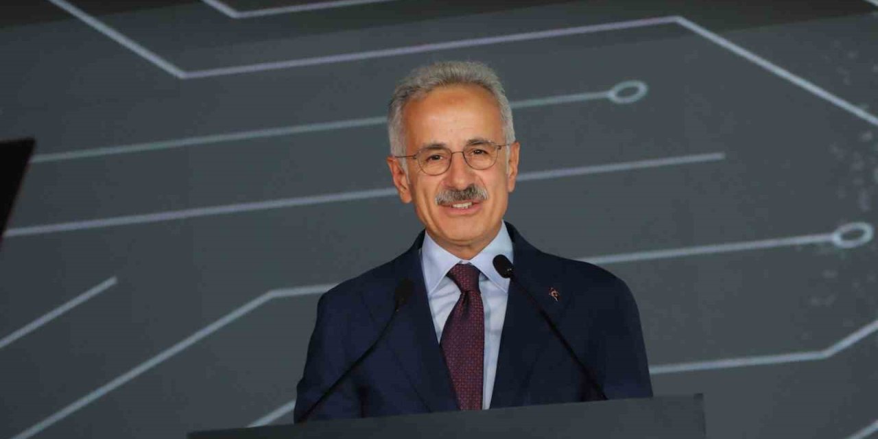 Bakan Uraloğlu: "1 Nisan 2026’da başlayan 5G’de 45 milyon aboneye ulaştık"