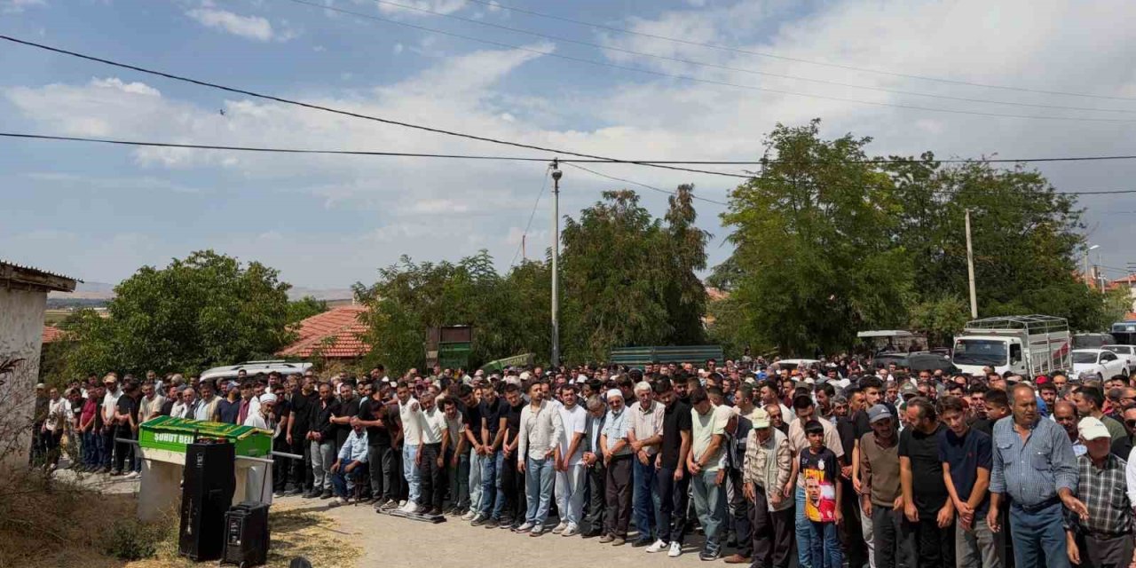 Kazada ölen genç hafız toprağa verildi