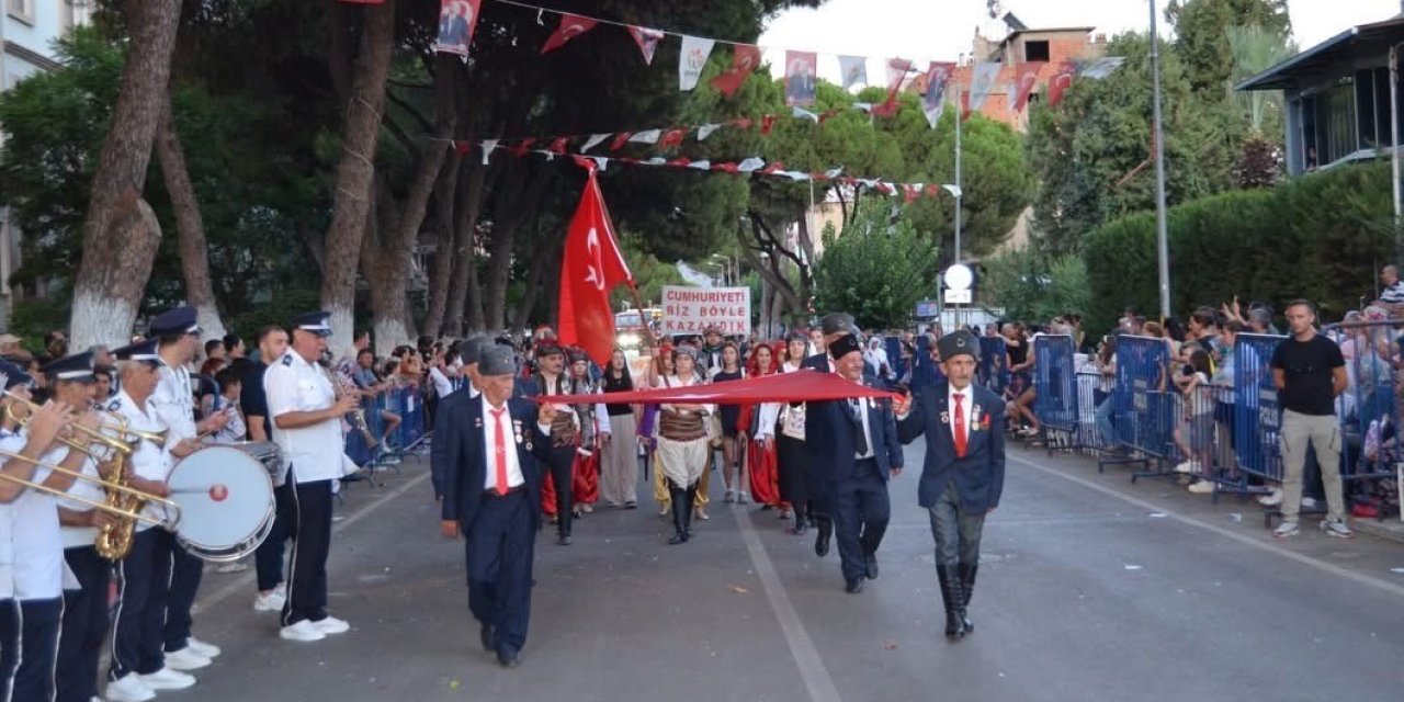 Bayındır’ın kurtuluşunun 104’üncü yıl dönümü coşkuyla kutlandı