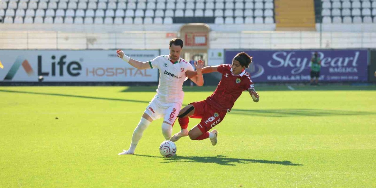 Karşıyaka, 5 sezon sonra lige mağlubiyetle başladı