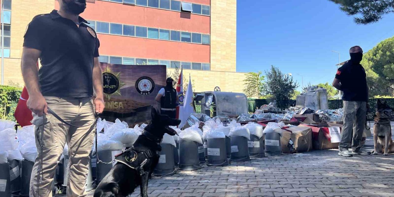 Manisa’da tarihi uyuşturucu operasyonu: Piyasa değeri yaklaşık 1 milyar TL