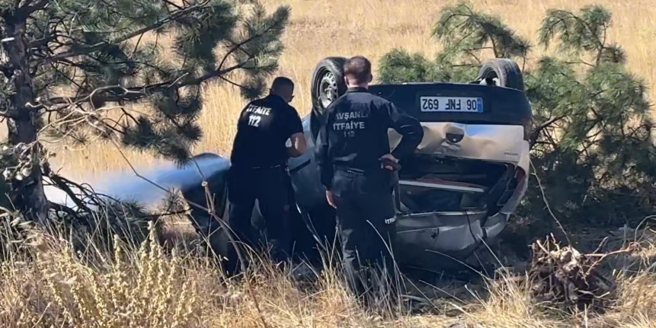 Tavşanlı’da trafik kazasında takla atan otomobilden yara almadan kurtuldu