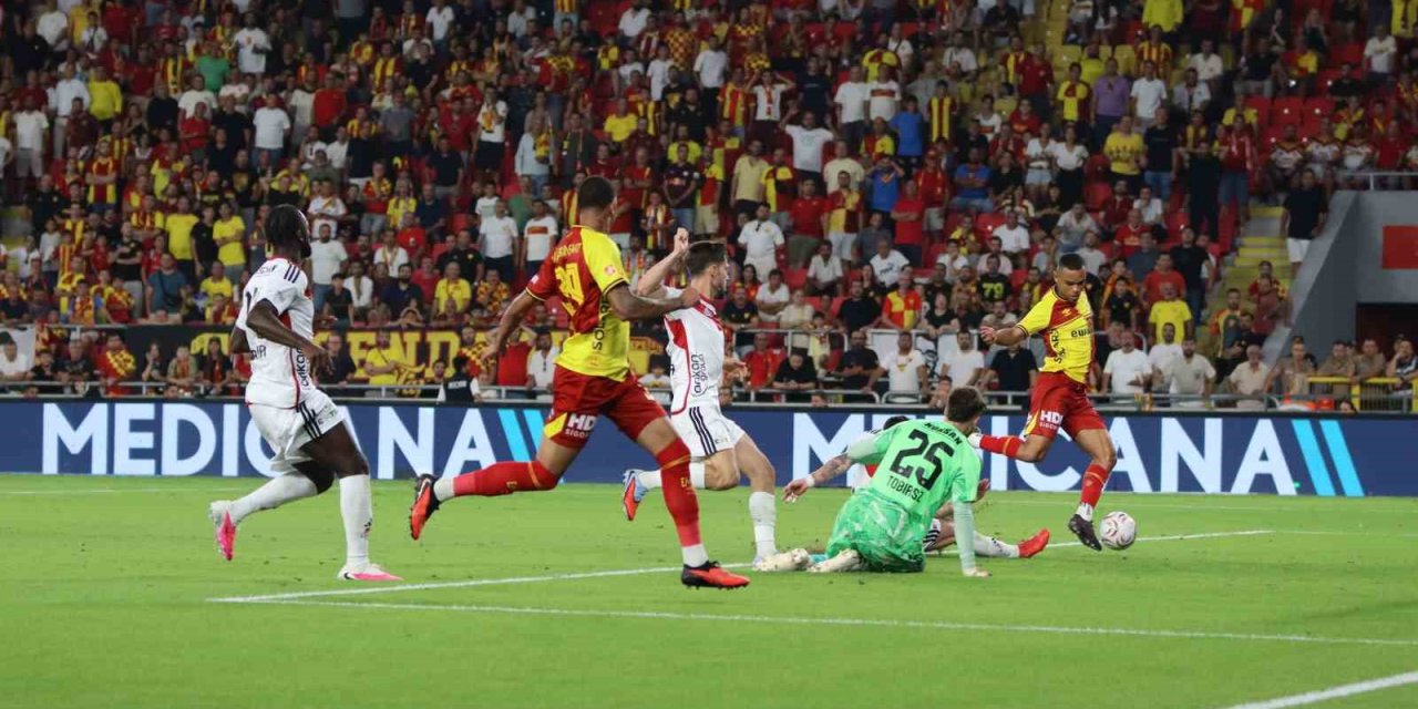 Trendyol Süper Lig: Göztepe: 2 - Gaziantep FK: 4 (Maç sonucu)