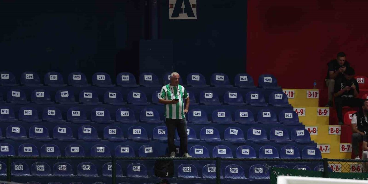 Bodrum FK’dan, deplasman tribünündeki o taraftara ömür boyu kombine