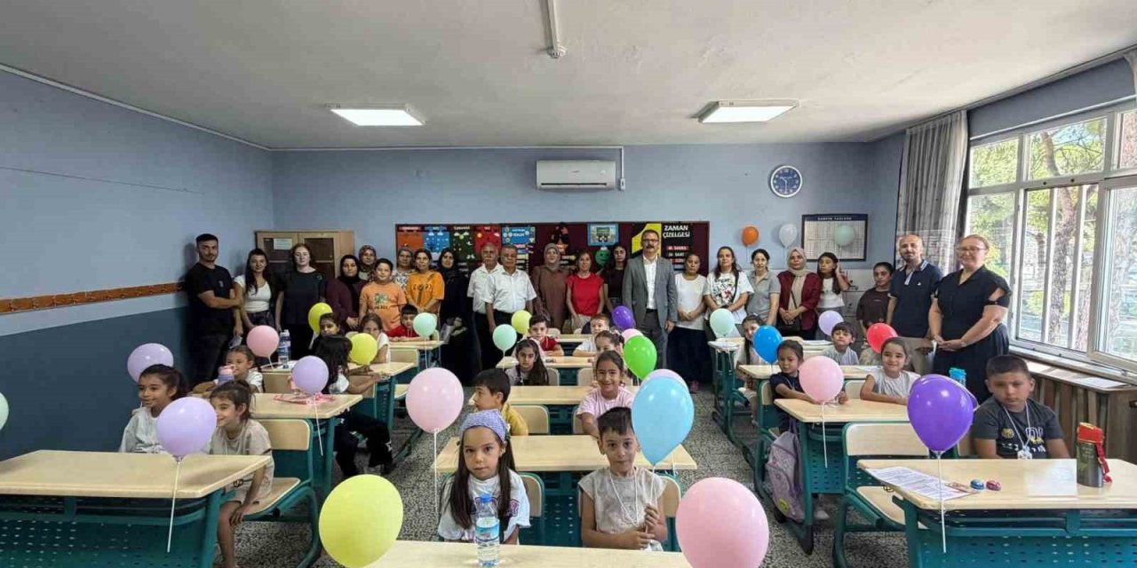 Sultanhisar Kaymakamı Ateş, öğrencilerle bir araya geldi