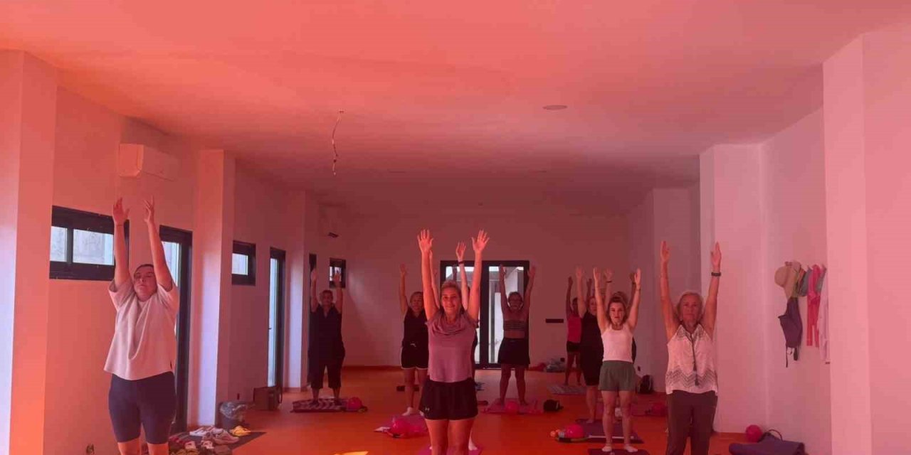 Bodrum Belediyesinin pilates dersleri devam ediyor