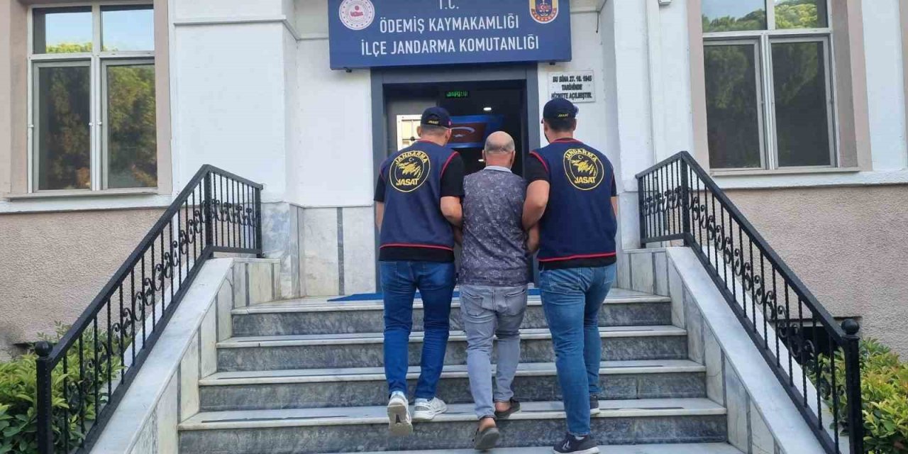 İzmir’de 8 yıl hapisle aranan şahıs JASAT’tan kaçamadı