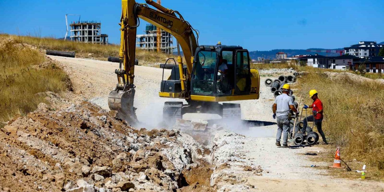 Uşak’ta altyapı çalışmaları sürüyor