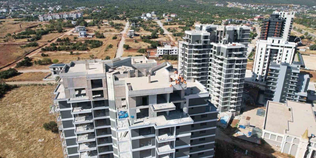 Denizli’de çatıya çıkan işçiler ile firma arasında mutabakat sağlandı