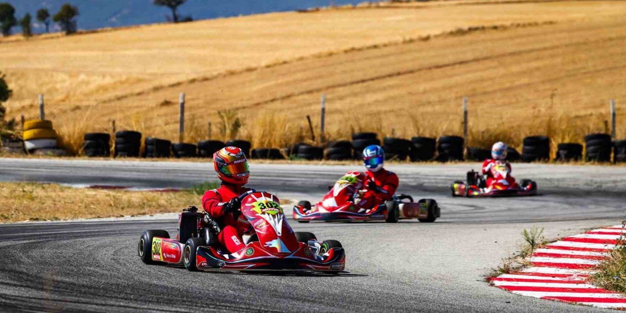 Dynamic Racing Team, Türkiye Karting Şampiyonası’nın beşinci ayağında dört kategoride podyuma çıktı