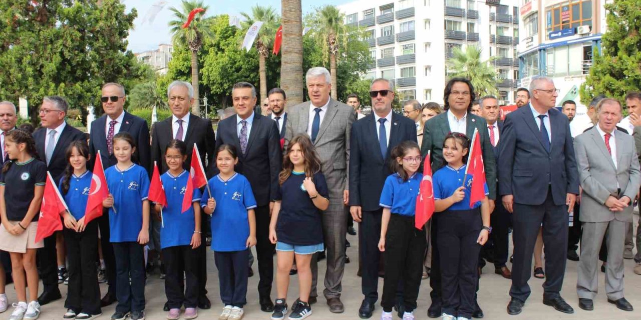 Denizli’de 2026-2027 eğitim öğretim yılı çelenk töreniyle başladı
