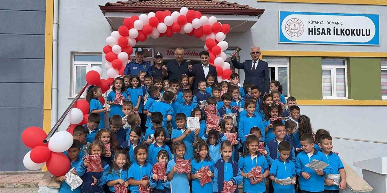 Domaniç’te yeni eğitim yılı coşkuyla başladı