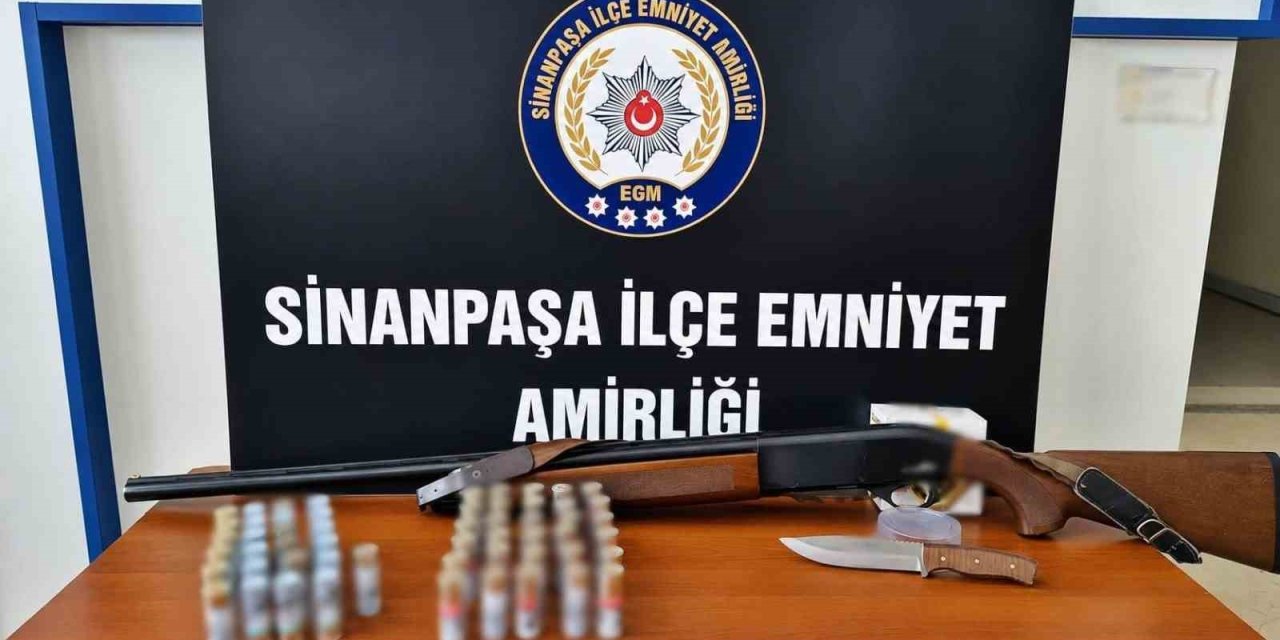 Sosyal medyadan silah ve mühimmat paylaşımı yapınca gözaltına alındı