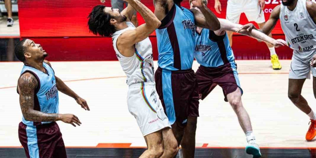 Hazırlık maçında Karşıyaka ile Aliağa Petkimspor rakip