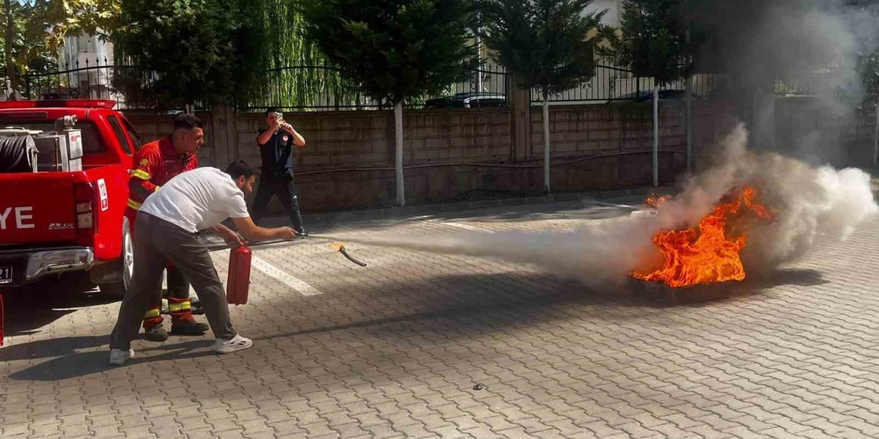 Muğla’da Aile ve Sosyal Hizmetler personeline yangın eğitimi verildi