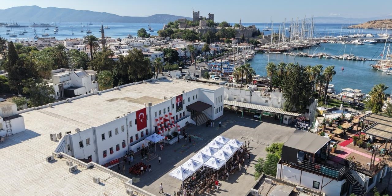 Bodrum’da İlköğretim Haftası kutlandı