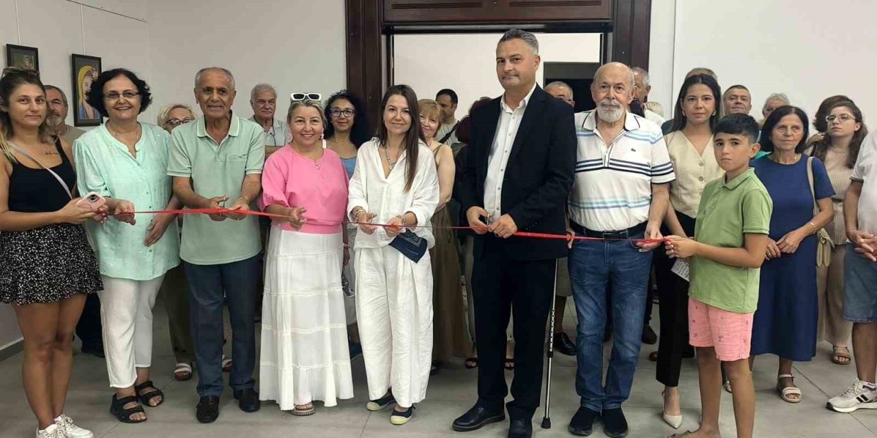 Menteşe’de "Anadolu’da Kadın Başları" resim sergisi açıldı