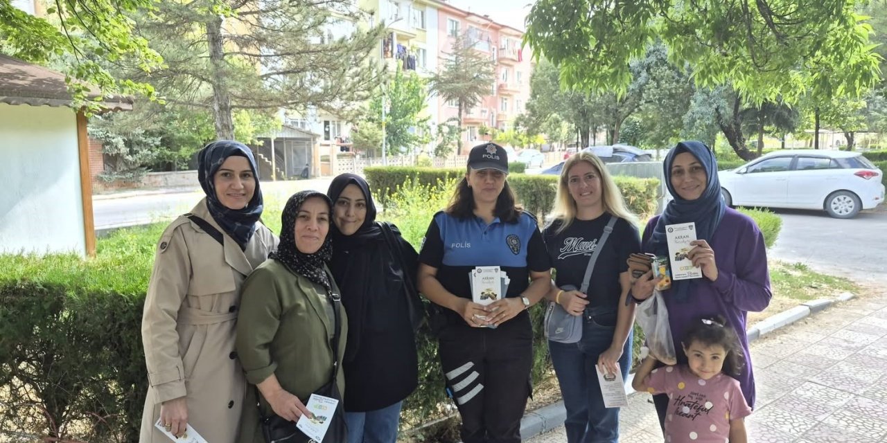 Kütahya’da polis ekiplerinden okul çevrelerinde güvenlik denetimi