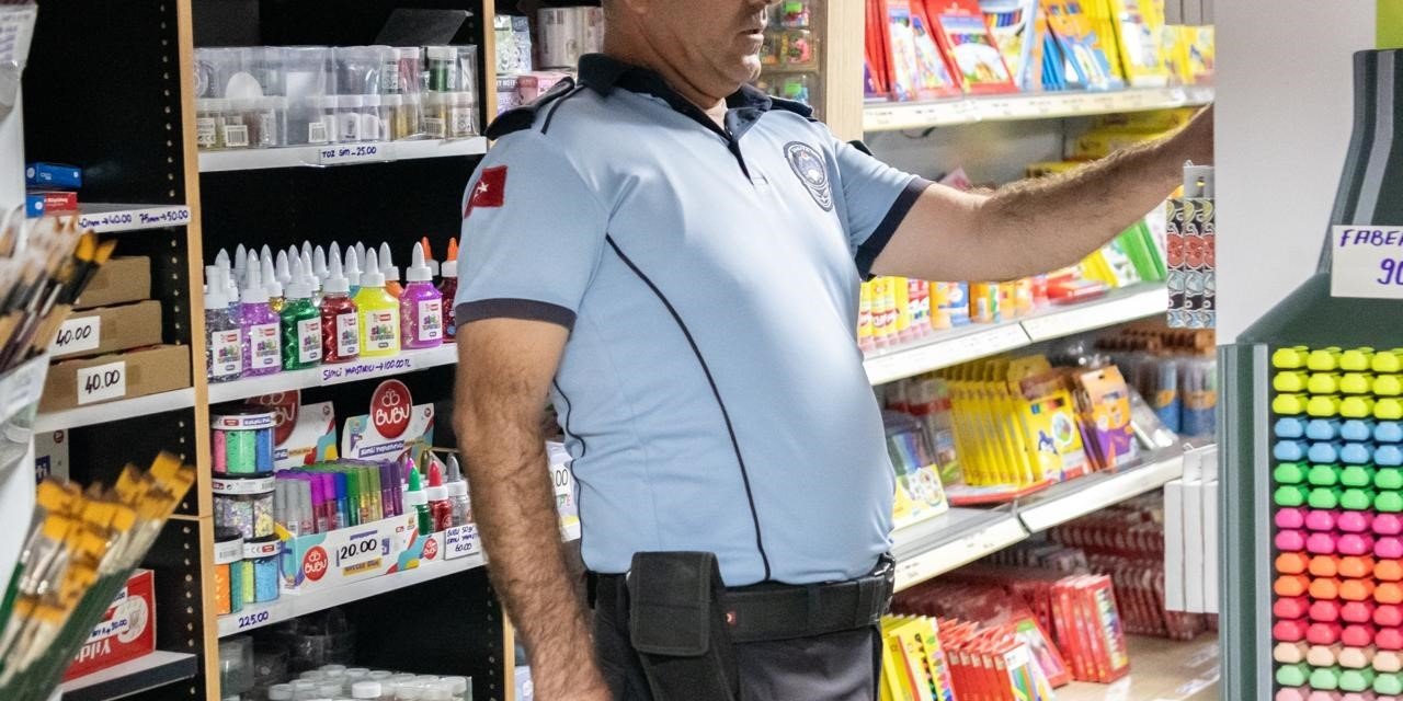 Kuşadası Belediyesi’nden kırtasiyelere sıkı denetim
