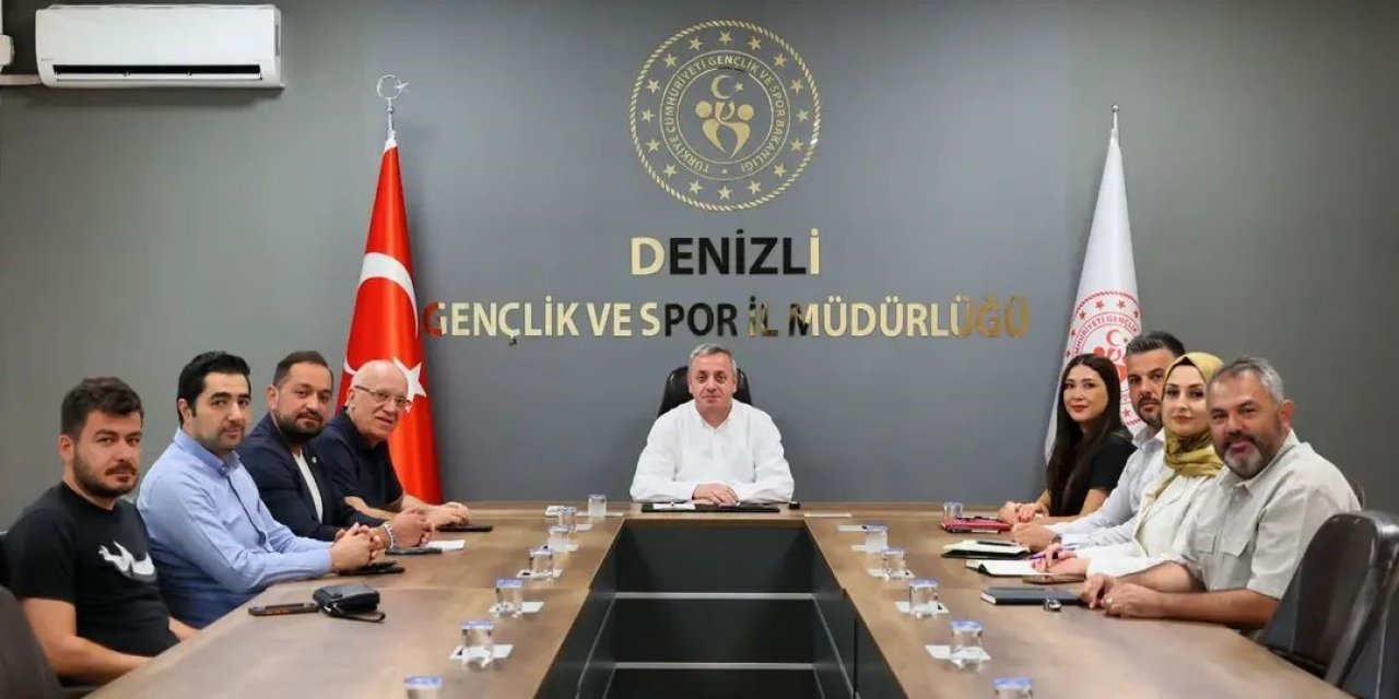 Denizli’de yeni futbol sezon öncesi antrenman  saha planlaması yapıldı