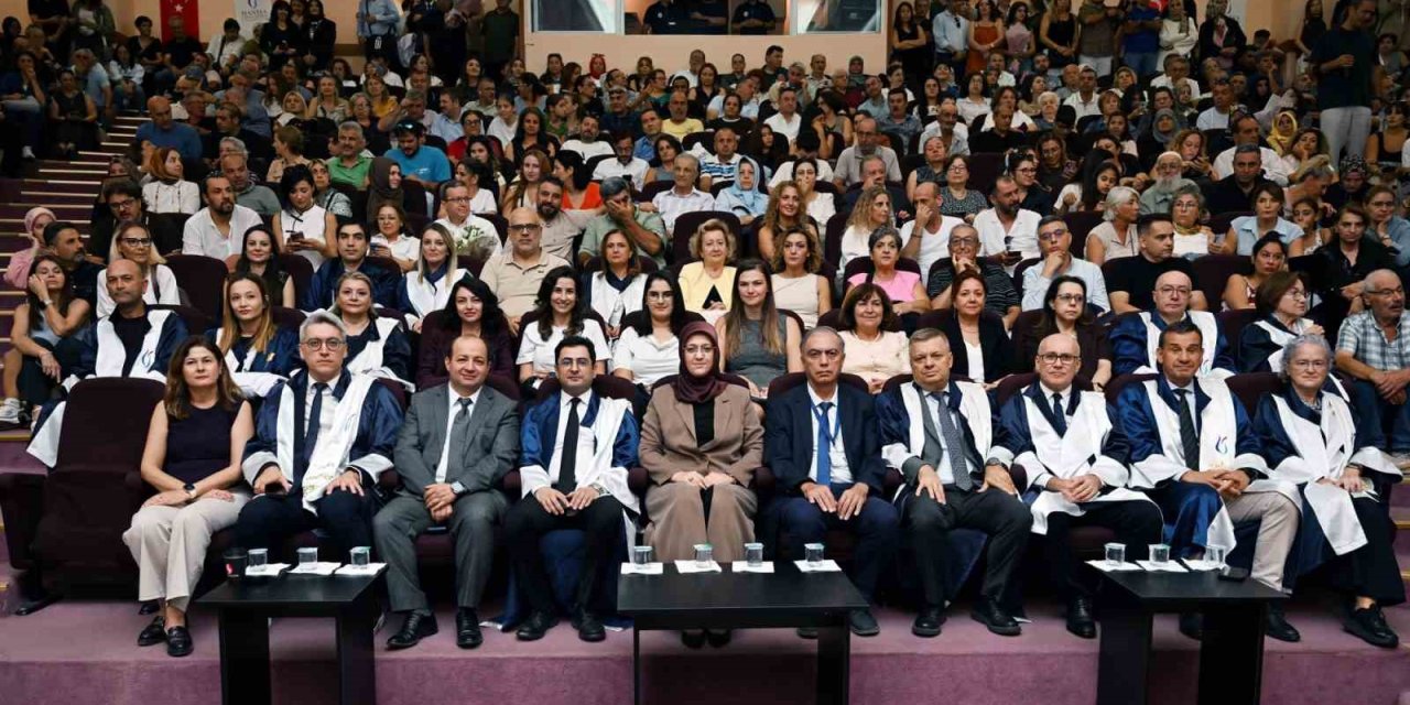 Manisa CBÜ Tıp Fakültesinde beyaz önlük heyecanı