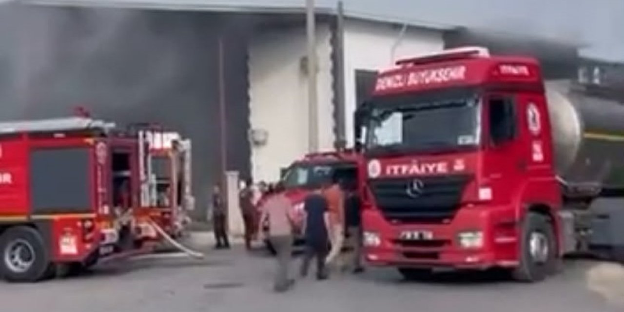 Denizli’de iş yeri yangını
