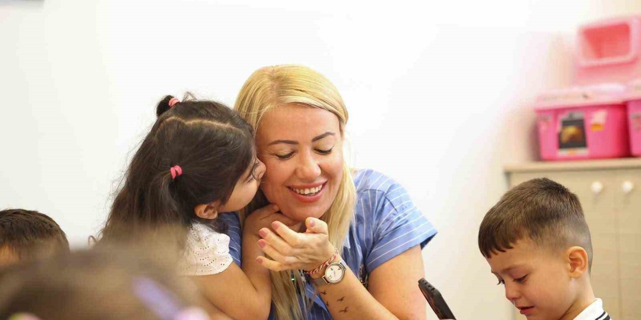 Merkezefendi’de minik öğrencilerin yeni eğitim dönemi heyecanı