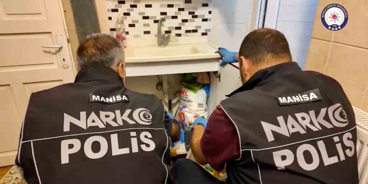 Manisa’da zehir tacirlerine operasyon: 20 kişi tutuklandı