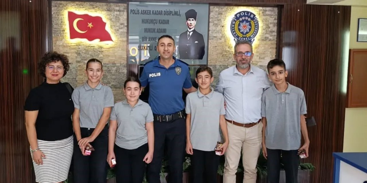 Yenipazar’da öğrenciler Emniyet Amirliği’nde ağırlandı