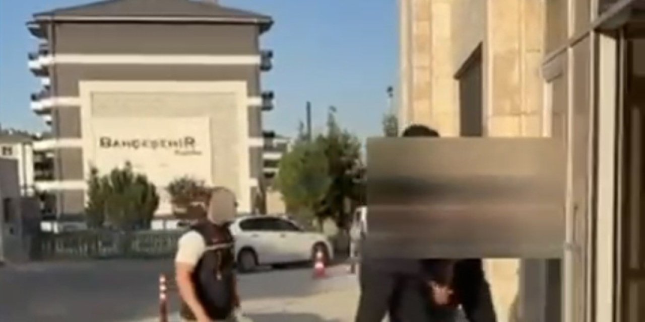 Kütahya’daki polis denetiminde kardeşinin kimliğini gösteren şüpheli yakalandı