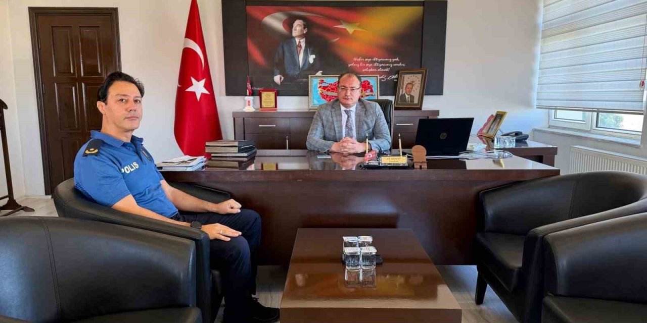 Bolvadin’de Emniyet Müdürü Arıkan görevine başladı