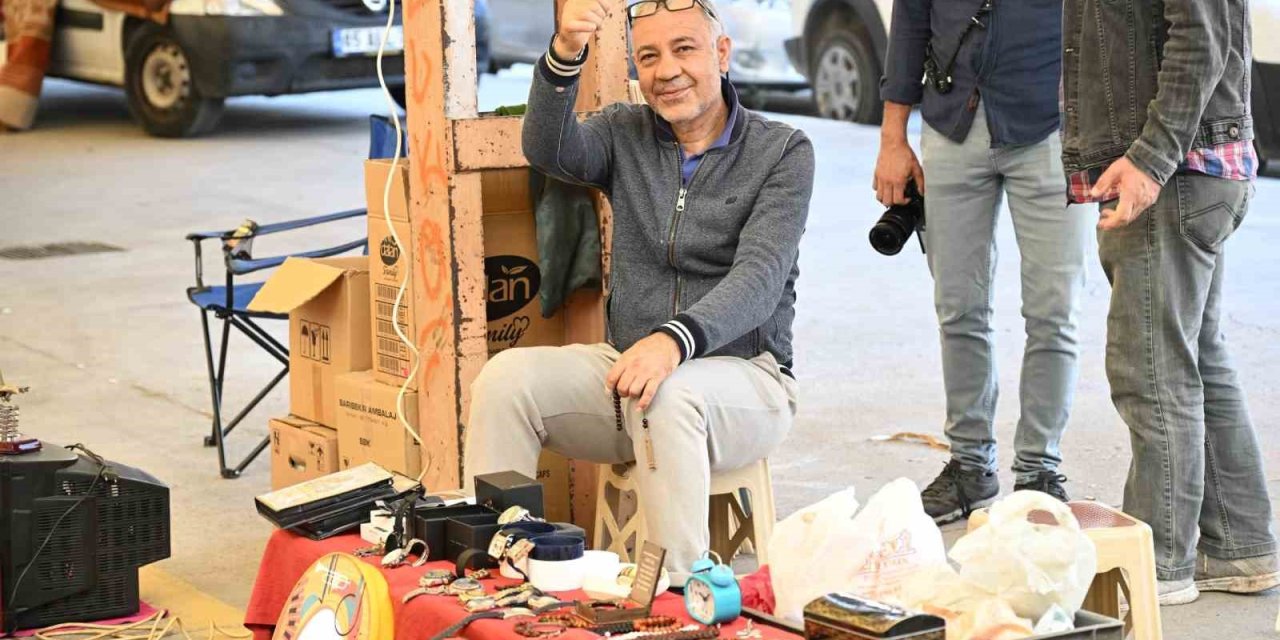 İkinci el eşya pazarı yeni yerinde vatandaşlarla buluşuyor