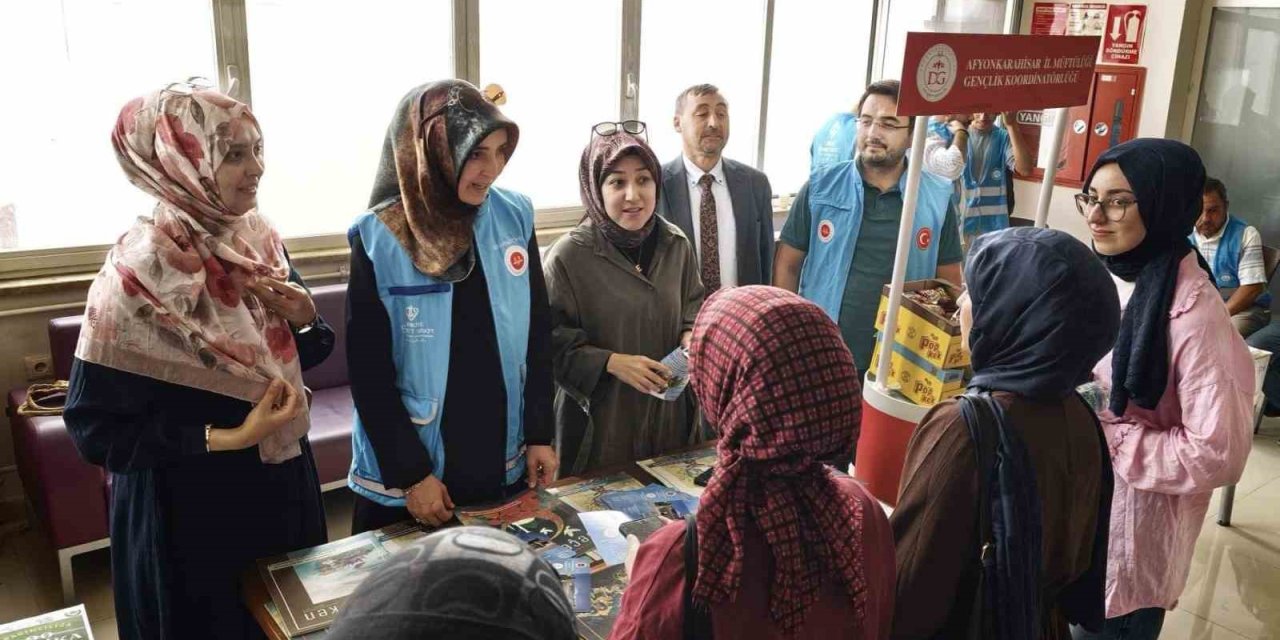 Üniversite öğrencilerine Diyanet Gençlik Merkezi tanıtıldı