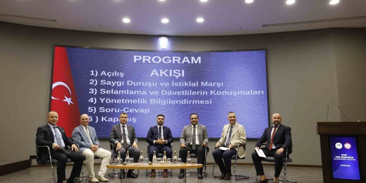 Ehliyette yeni sınav sistemi uygulaması İzmir’de anlatıldı