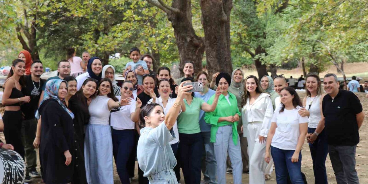 Egekent Hastanesi çalışanları yılın yorgunluğunu attı