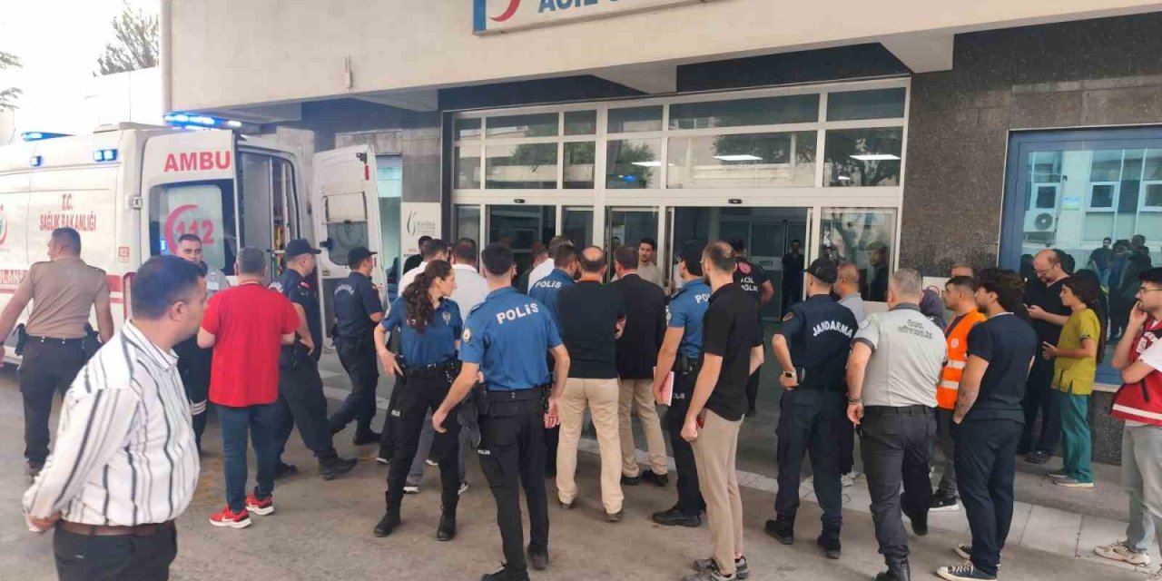 Turgutlu’da okul önünde silahlı saldırı: 3 öğrenci Manisa’ya sevk edildi