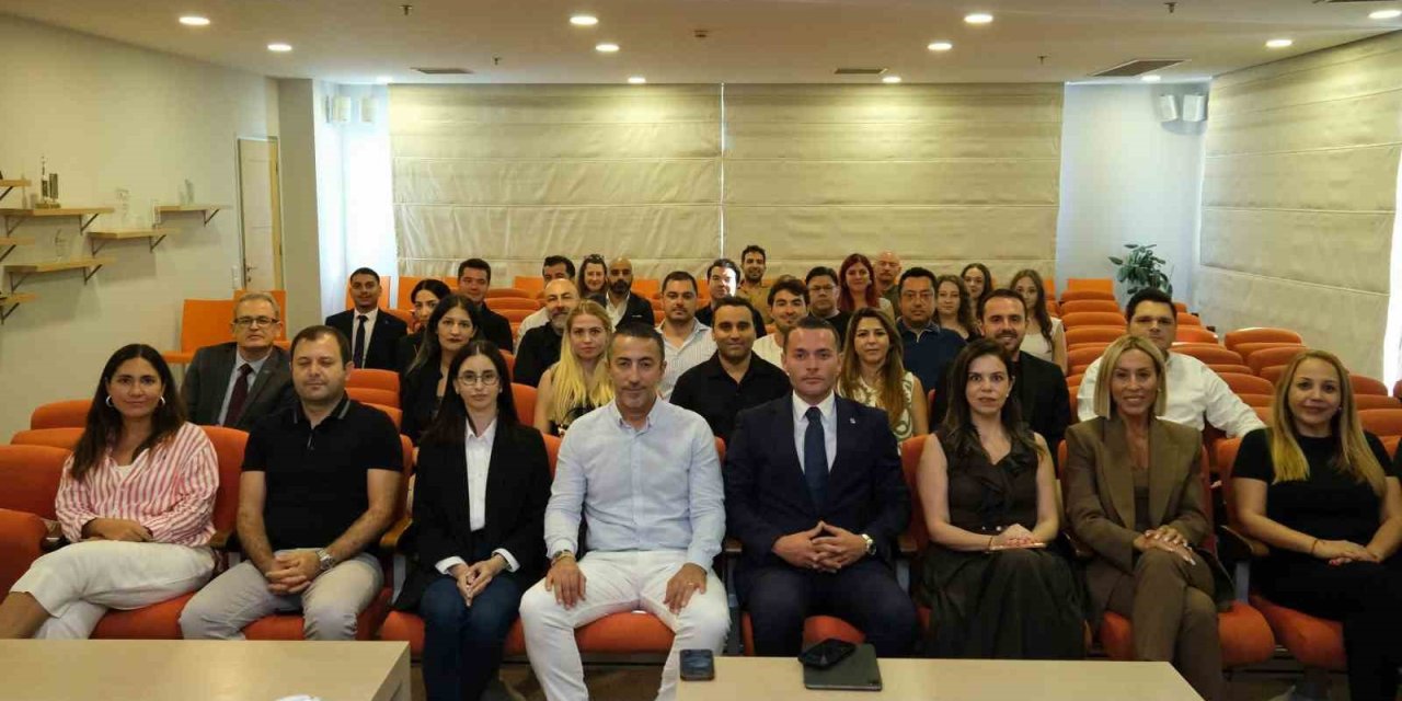 EGİAD’da yeni nesil dijital görünürlük semineri