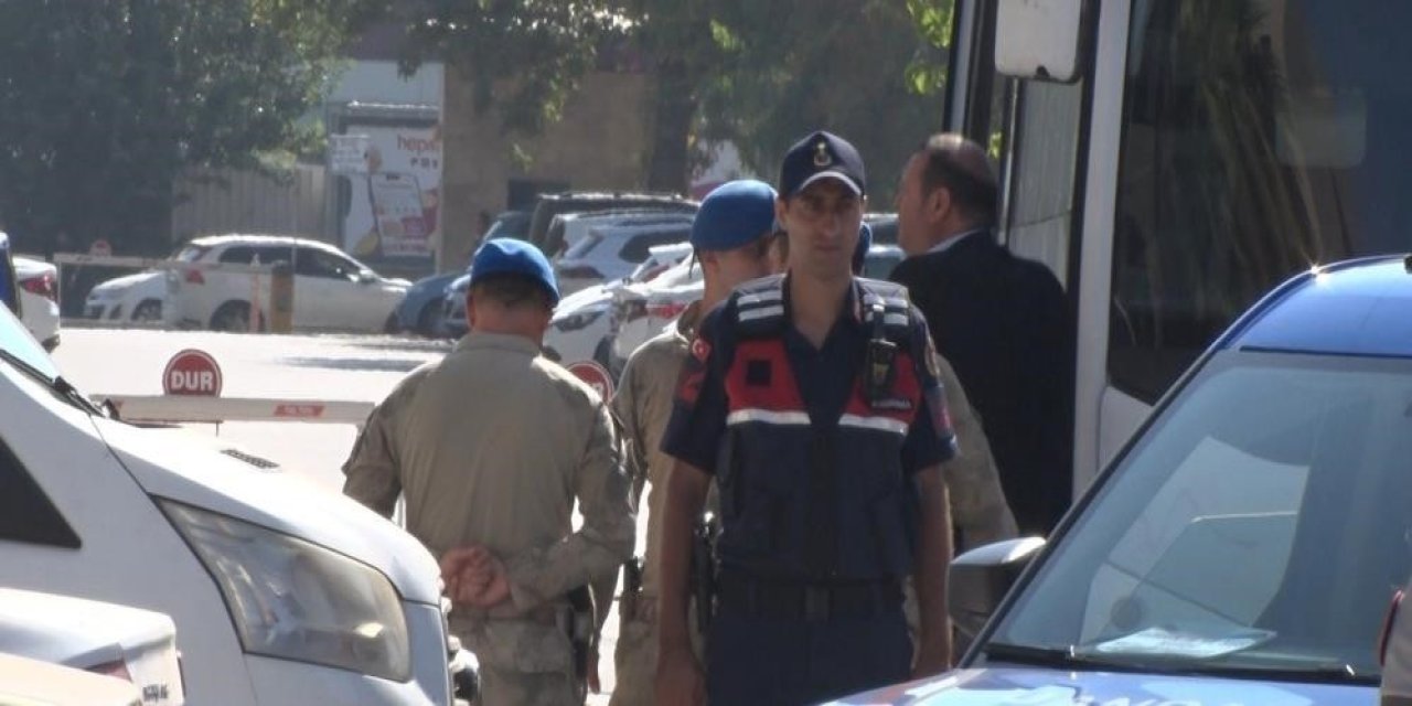 Menderes’teki rüşvet operasyonunda çarpıcı detaylar: Ruhsat pazarlığında 250 bin dolar ve poşet dolusu para