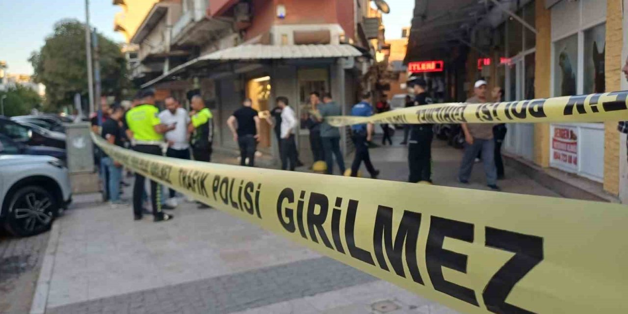 Manisa’daki kuyumcuya silahla soygun girişiminde bulunan şüpheli tutuklandı