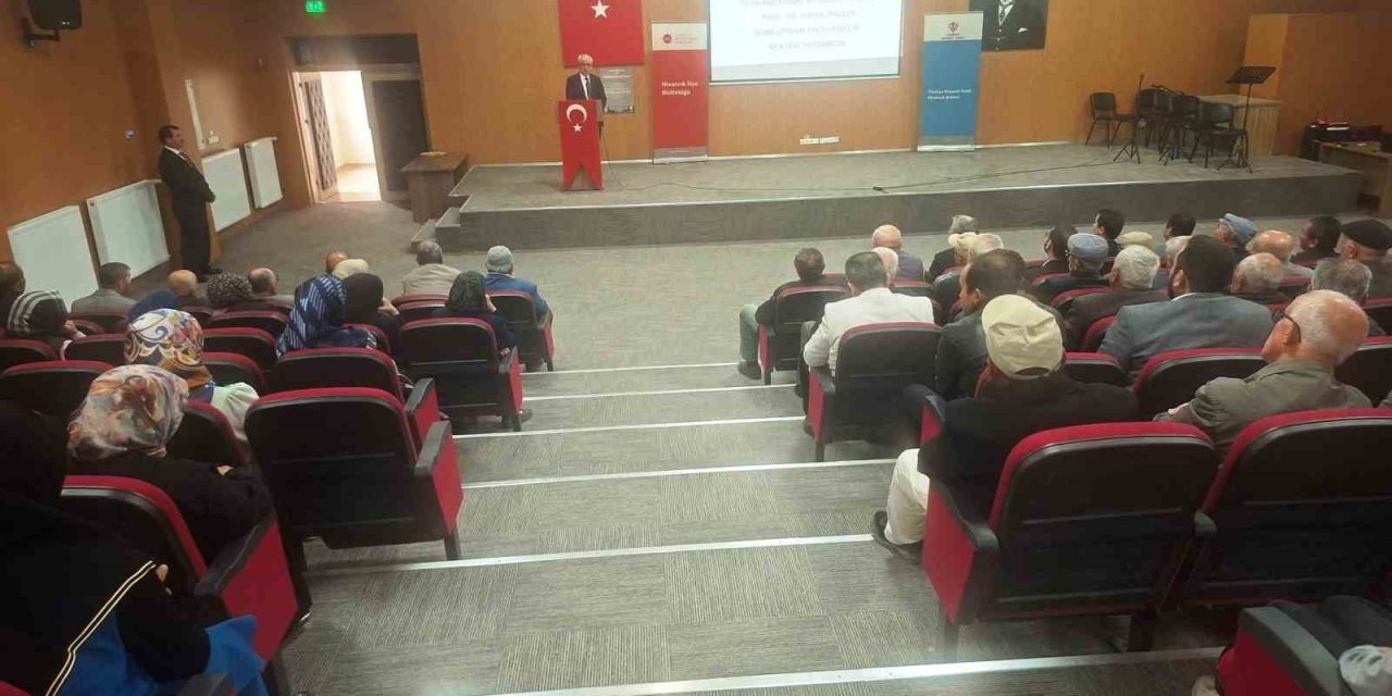 Hisarcık’ta "Peygamberimiz ve Güzel Ahlak" konulu konferans
