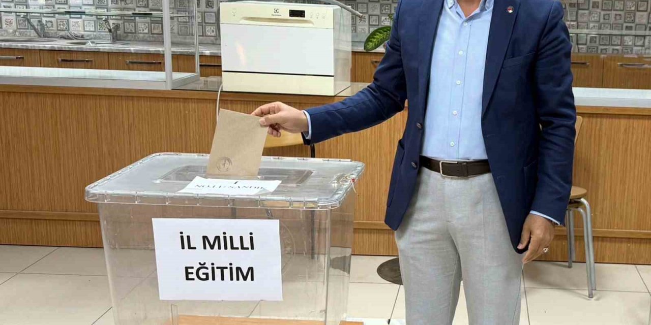 Eğitim-Bir-Sen Muğla Şubesi’nde delege seçimleri başladı