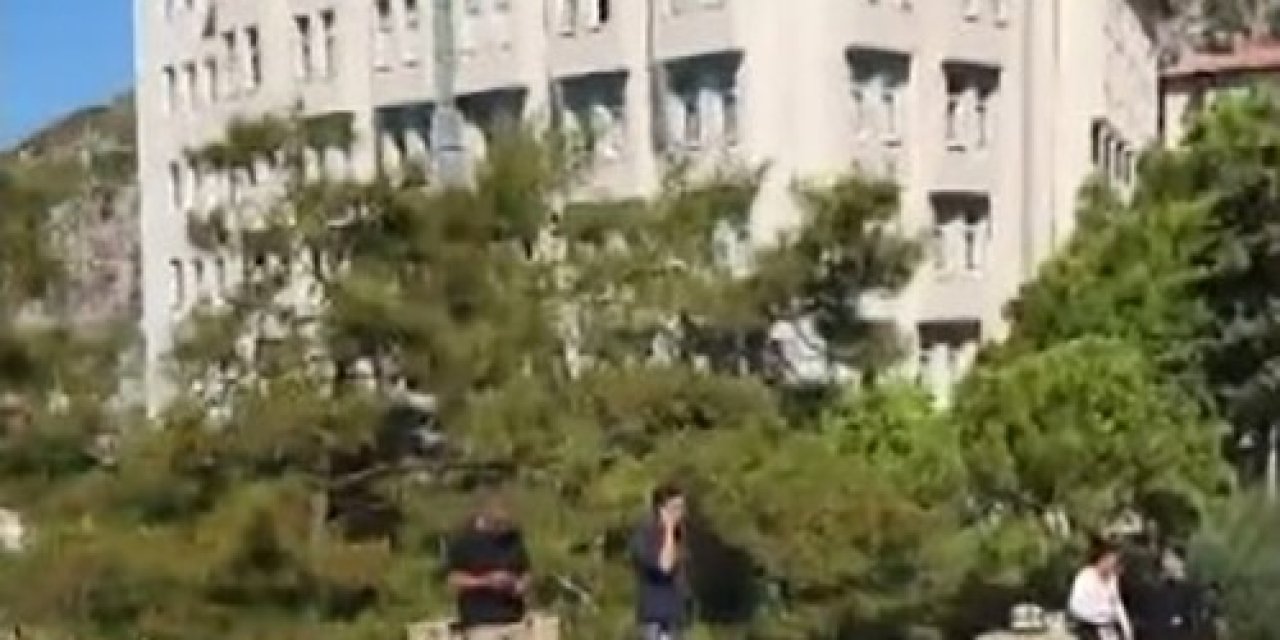 Kuşadası’nda beş yıldızlı otelde maaş krizi