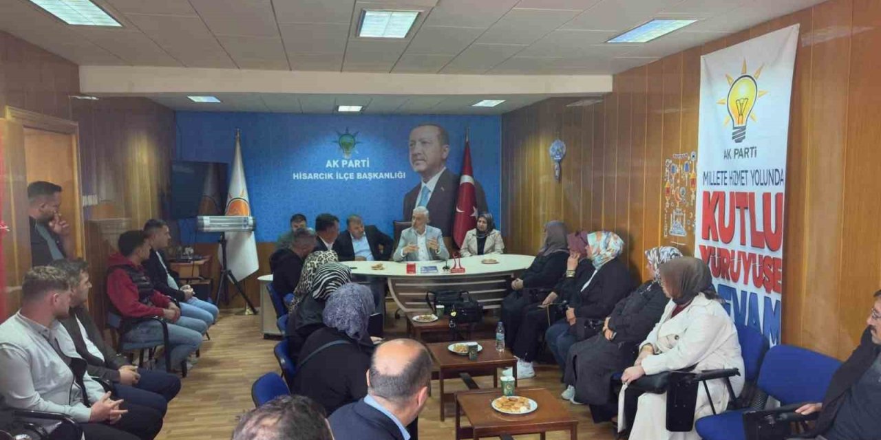 Hisarcık AK Parti’de teşkilat çalışmaları değerlendirildi