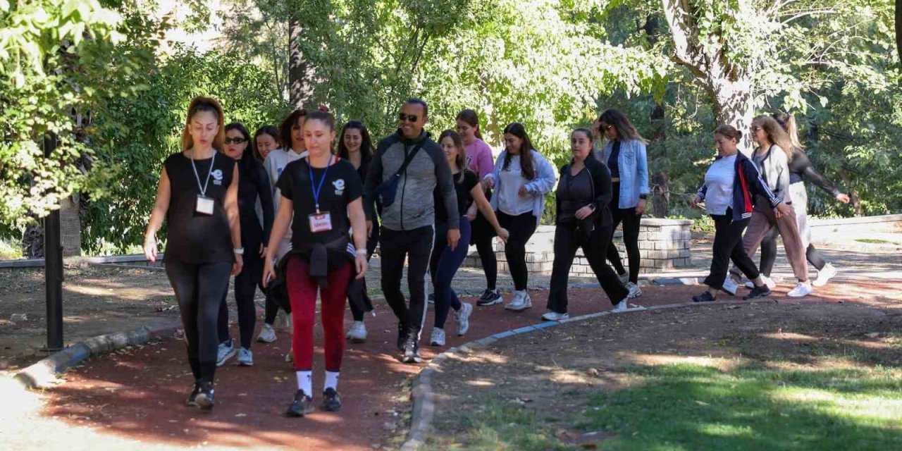 Efeler’de sağlıklı yaşam için sabah sporu