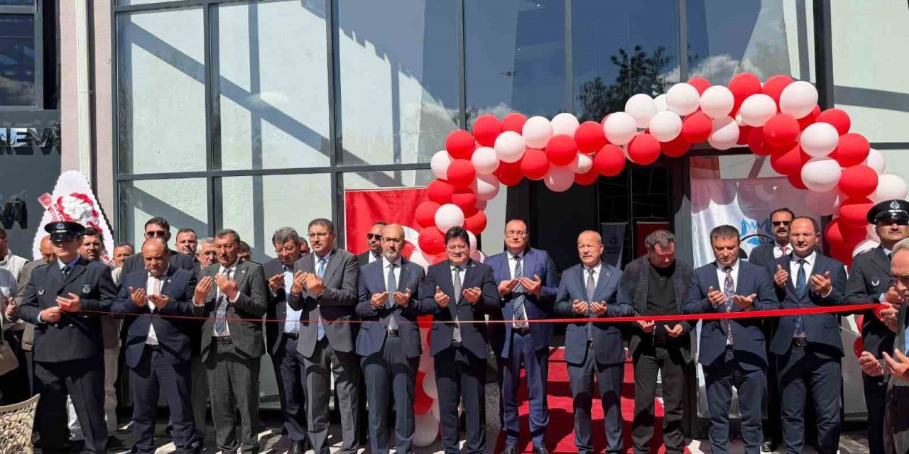Özdemir Bayraktar Horan Bilimevi ve Uzay Gözlemevi törenle açıldı