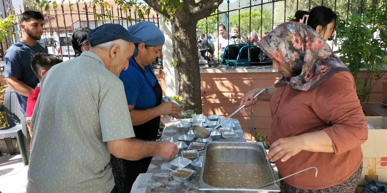 Köyceğiz’de aşure etkinliği gerçekleştirildi