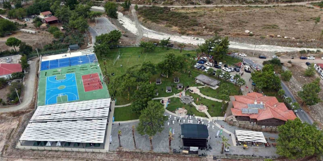 Asparan kamp ve spor tesisleri hizmete açıldı